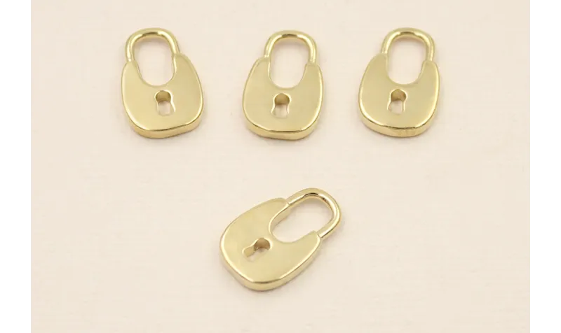 Pieza Candado 17*10*2,5mm Baño Oro 18K y 3 micras / Cuentas Metálicas de Baño Oro 3 Micras 18K