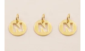 Colgante letra N 10mm Baño Oro 18K, 3Micras / Cuentas Metálicas de Baño Oro 3 Micras 18K