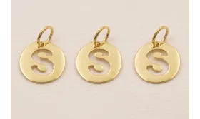 Colgante letra S 10mm Baño Oro 18K, 3Micras / Cuentas Metálicas de Baño Oro 3 Micras 18K