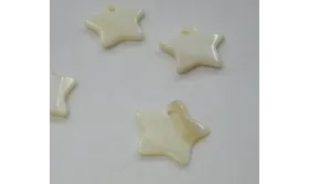 Estrella 12mm /Cuentas de  Nacar 