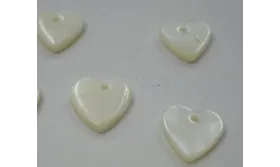 Corazón 10*10mm /Cuentas de  Nacar 
