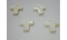 Cruz 17*13mm /Cuentas de  Nacar 