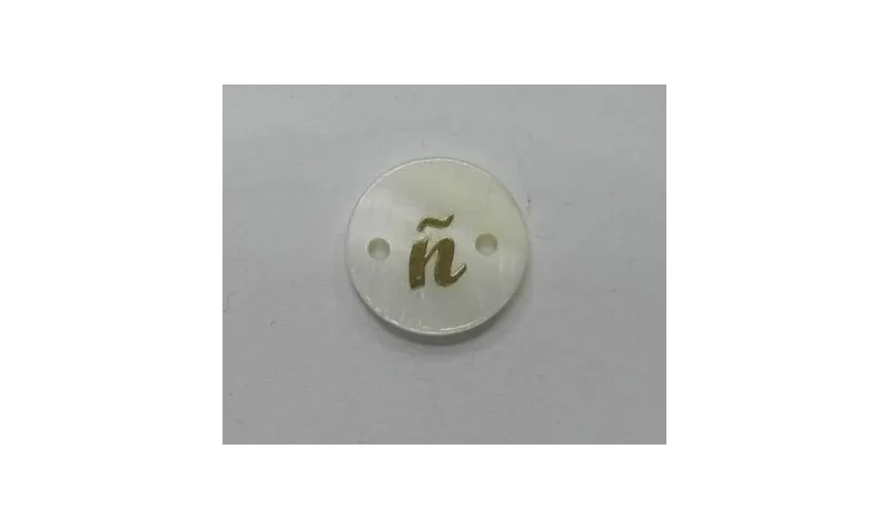 disco nacar 15mm letra ñ /Cuentas de  Nacar 