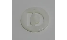 Letra calada 15mm Nacar D /Cuentas de  Nacar 