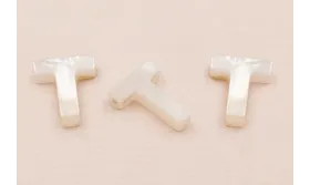 Letra Nacar T 10mm agujero horizontal superior /Cuentas de  Nacar 