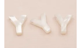 Letra Nacar Y 10mm agujero horizontal superior /Cuentas de  Nacar 