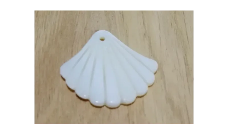 Concha triangular Nacar 25*30mm