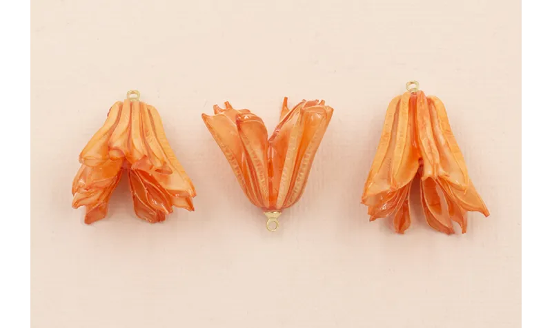 Flor Natural Campanilla con Resina 30*20 Arcilla /Cuentas de  Nacar 