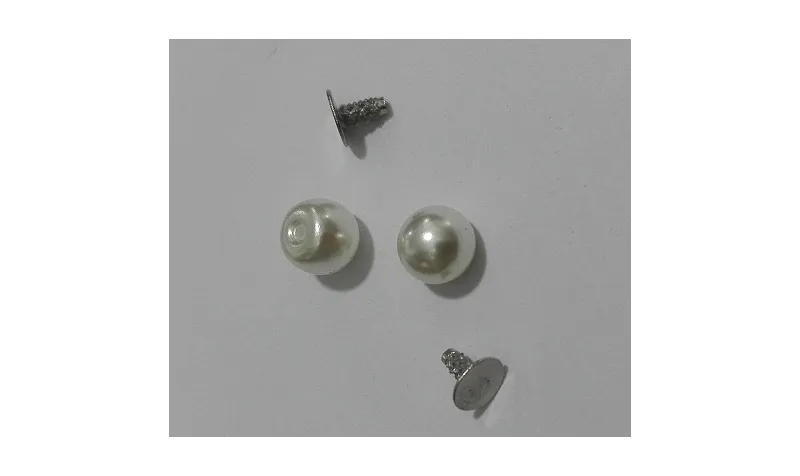 Perla 6mm con medio agujero y con remache /Cuentas de  Plástico / Resina 