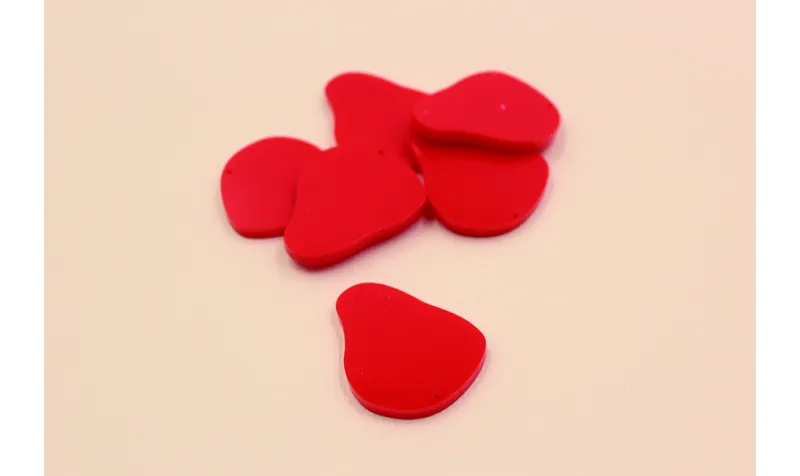 Fresa Metacrilato Roja 32*27mm /Cuentas de  Plástico / Resina 