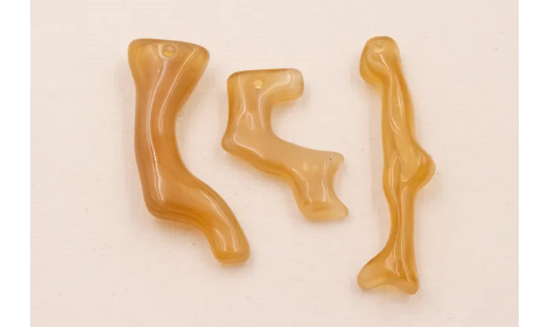 Tallo Coral 6mm*25-45mm long. Veteado Marrón MIX /Cuentas de  Plástico / Resina 