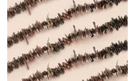 Ristra de 40cms de Chips Coral Marrón de 10-12mm / Semipreciosas de 