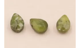Gota Cuarzo facetado 10*6mm verde kaki / Semipreciosas de 
