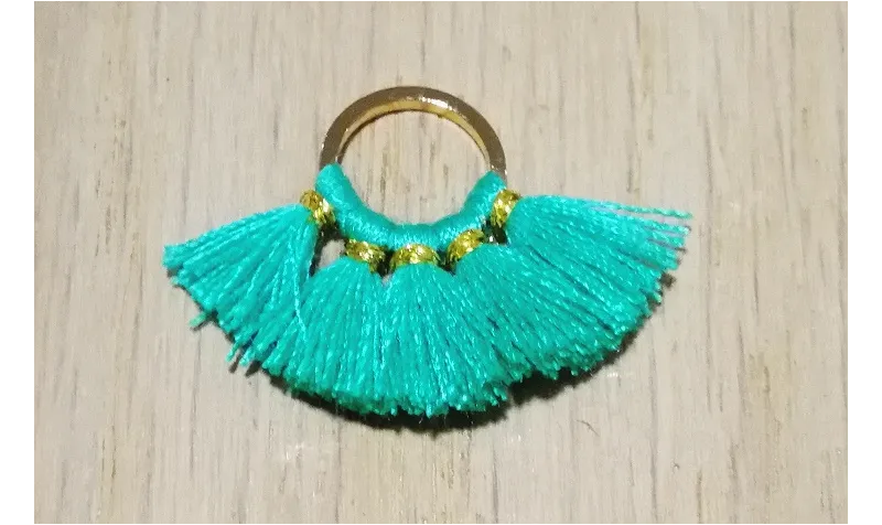 Aro 10mm Multipompón Turquesa /Cuentas de  Tela 