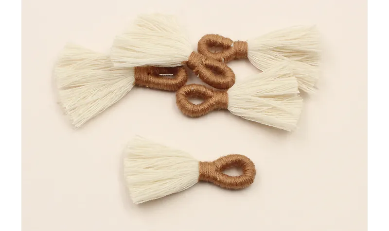 Fleco 35mm blanco y  Marrón /Cuentas de  Tela 