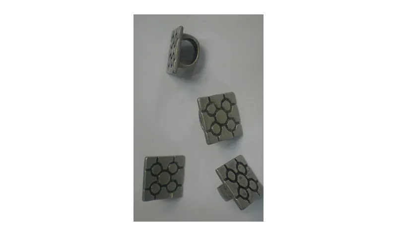 Baldosa Bilbao Plata Vieja18*18mm para Regaliz / Cuentas Metálicas de Latón / Zamak