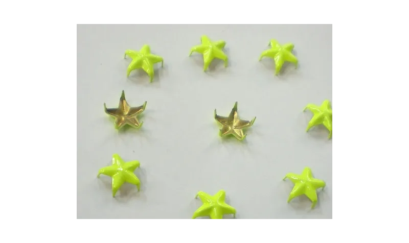 Tachuela estrella 10mm amarillo fluor / Cuentas Metálicas de Latón / Zamak