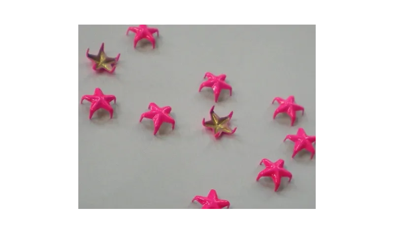 Tachuela estrella 10mm Fuxia fluor / Cuentas Metálicas de Latón / Zamak