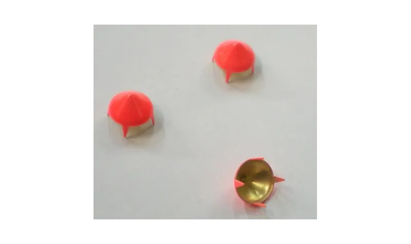 Tachuela cónica 10mm Naranja fluor / Cuentas Metálicas de Latón / Zamak