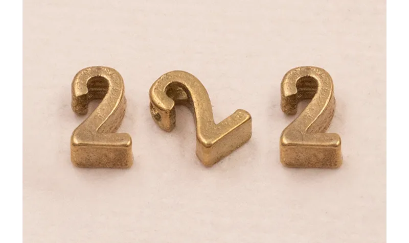 Pieza Número 2 7*6*2 Oro / Cuentas Metálicas de Latón / Zamak