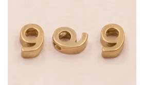 Pieza Número 9 7*6*2 Oro / Cuentas Metálicas de Latón / Zamak