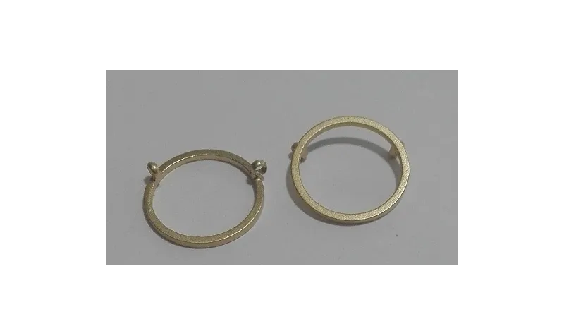 Aro 13mm con arandelas Oro Mate / Cuentas Metálicas de Latón / Zamak