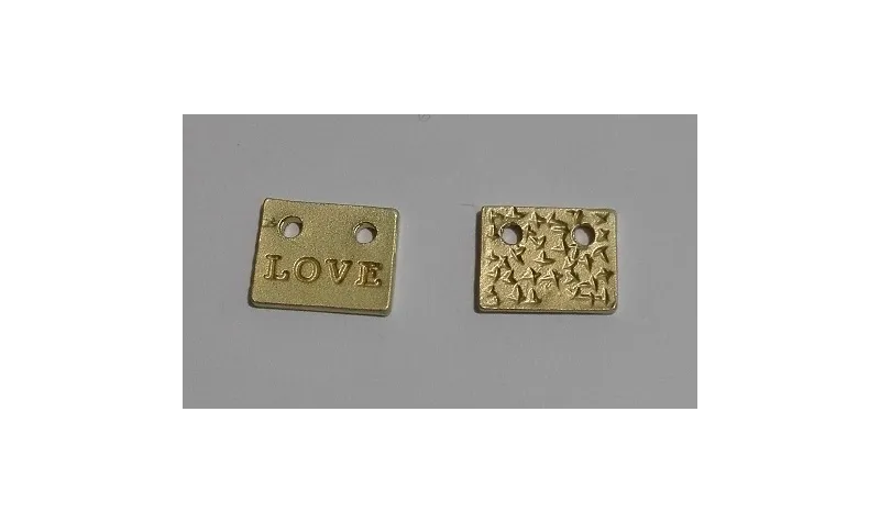 Chapita rectangular Love Oro Mate 9*7mm / Cuentas Metálicas de Latón / Zamak
