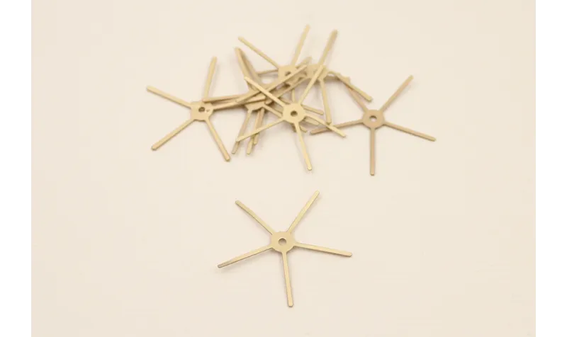 estrella 28mm diametro Oro Mate / Cuentas Metálicas de Latón / Zamak