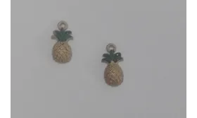 Piña 14*6.8 ver+oro mate / Cuentas Metálicas de Latón / Zamak
