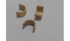 Pieza en U 8*6mm doble agujero oro mate / Cuentas Metálicas de Latón / Zamak