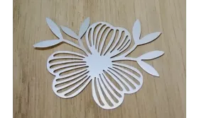 Flor con ramas Plana 41*30 Plata Mate / Cuentas Metálicas de Latón / Zamak