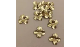 Pieza Flor 4 pétalos 14mm diámetro Oro Mate / Cuentas Metálicas de Latón / Zamak