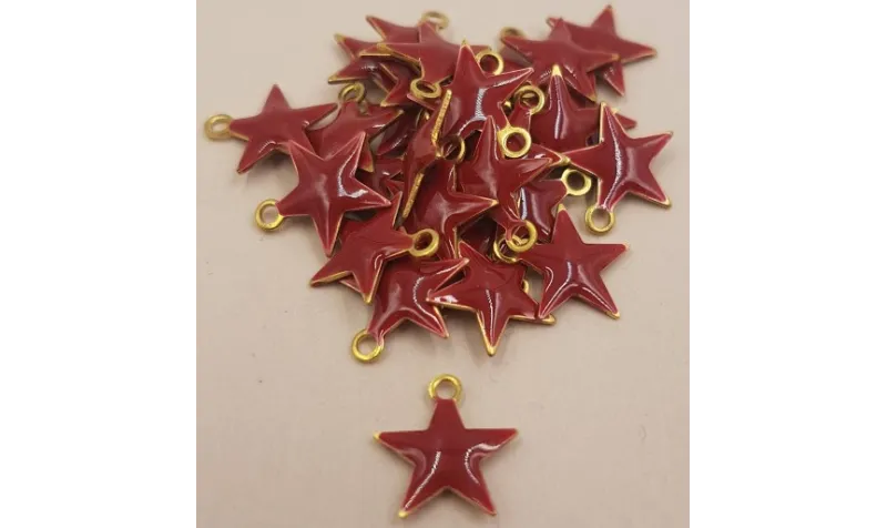 Estrella esmaltada 10mm Granate / Cuentas Metálicas de Latón / Zamak