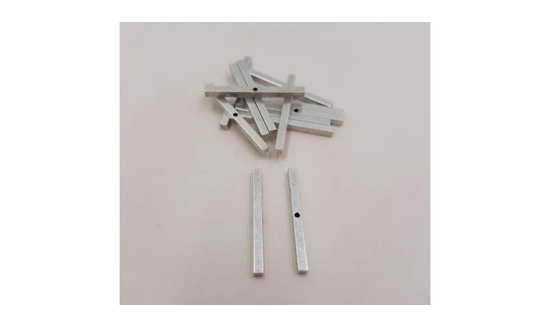 Listón de 2*2*25mm agujero en medio Plata Vieja / Cuentas Metálicas de Latón / Zamak