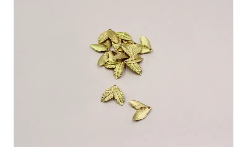 Pieza Hoja doble 13*11m Oro Mate / Cuentas Metálicas de Latón / Zamak