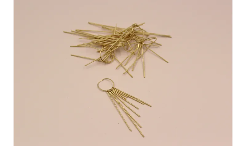 Aro con colgantes 65*13mm Oro Mate