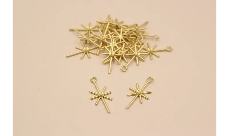 Colgante rayos de Sol 24*10mm Oro Mate / Cuentas Metálicas de Latón / Zamak