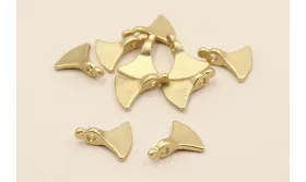 Colgante triangular 11*12*2mm Dorado Mate / Cuentas Metálicas de Latón / Zamak