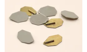 Pieza esmaltada 21*12mm Esmalte Beige / Cuentas Metálicas de Latón / Zamak