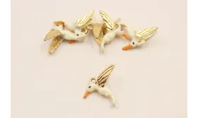 Cuenta Colibri 15*19mm esmalte Blanco pico naranja / Cuentas Metálicas de Latón / Zamak