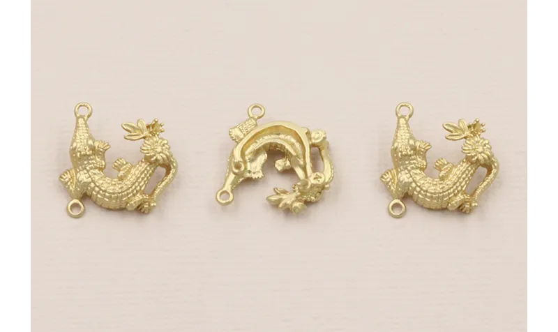 Colgante cocodrilo 20*18*4mm Dorado Mate / Cuentas Metálicas de Latón / Zamak