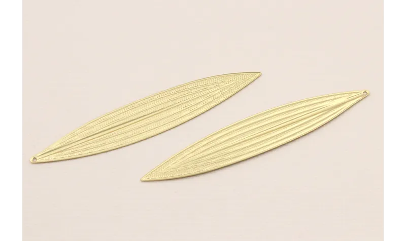 Cuenta Hoja Alargada 75*14mm Dorado Mate / Cuentas Metálicas de Latón / Zamak