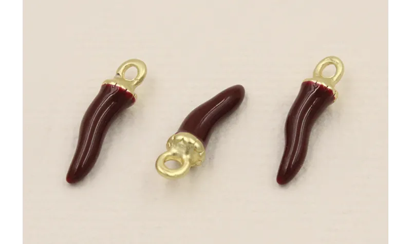 Colgante pimiento 18*3mm diametro Rojo sangre / Cuentas Metálicas de Latón / Zamak