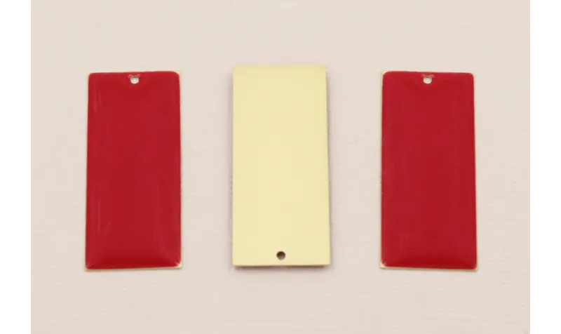 Cuenta Rectangulo 38*15 D.Mate Esmalte Rojo / Cuentas Metálicas de Latón / Zamak