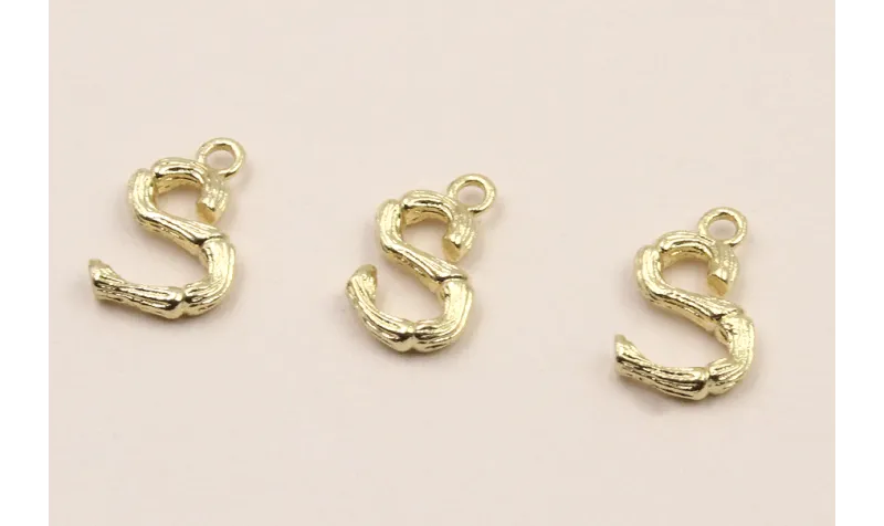 Colgante Letra S latón Dorado 15*10mm / Cuentas Metálicas de Latón / Zamak