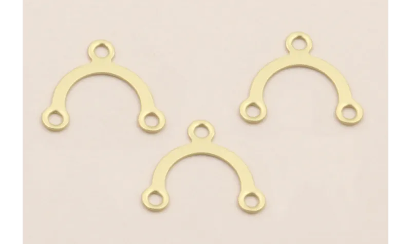 Puente en U de 10*9mm Dorado Mate / Cuentas Metálicas de Latón / Zamak