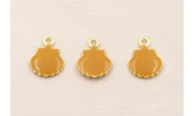 Colgante concha 10*8mm Dodado Mate  Mostaza / Cuentas Metálicas de Latón / Zamak