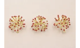 Colgante Coral 25*25*12mm Oro Mate Rosa Coral / Cuentas Metálicas de Latón / Zamak