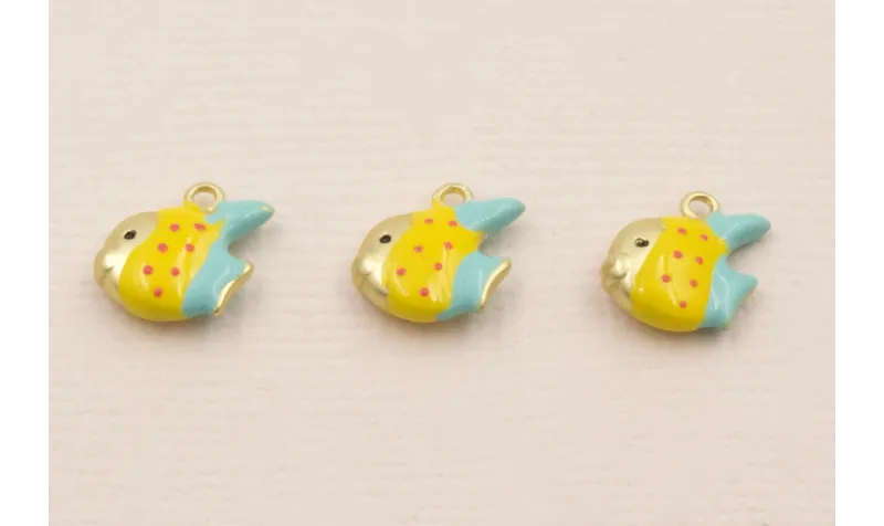 Colgante Pez 10*8mm Pintado Turquesa y Amarillo / Cuentas Metálicas de Latón / Zamak