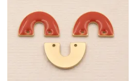 Herradura Dorad Mate 15*8mm Esmalte Rosa Coral / Cuentas Metálicas de Latón / Zamak